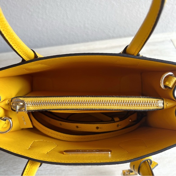 MICHAEL KORS Mercer Tote In Sunflower - Picture 11 of 14